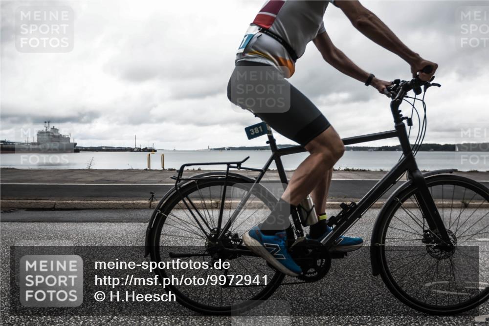 16.08.2026 - KN Förde Triathlon 2026 H.Heesch http://msf.ph/oto/9972941 16.08.2026 11:17:03 Radfahren 319, 328, 350, 381 meine-sportfotos.de