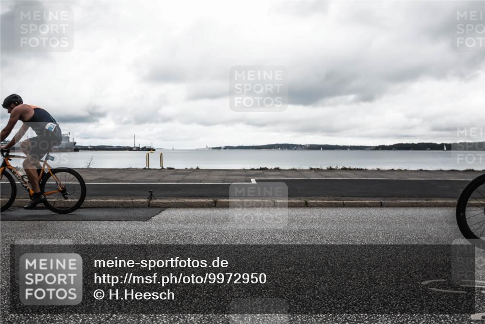 16.08.2026 - KN Förde Triathlon 2026 H.Heesch http://msf.ph/oto/9972950 16.08.2026 11:17:32 Radfahren 322, 358, 359, 382, 417, 432, 435, 804 meine-sportfotos.de