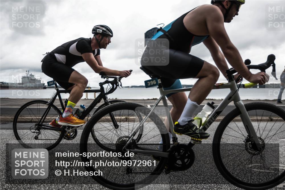 16.08.2026 - KN Förde Triathlon 2026 H.Heesch http://msf.ph/oto/9972961 16.08.2026 11:17:53 Radfahren 301, 306, 311, 314, 330, 367, 396, 802 meine-sportfotos.de