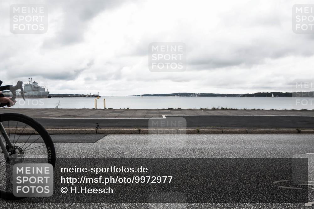 16.08.2026 - KN Förde Triathlon 2026 H.Heesch http://msf.ph/oto/9972977 16.08.2026 11:18:46 Radfahren 354, 429 meine-sportfotos.de