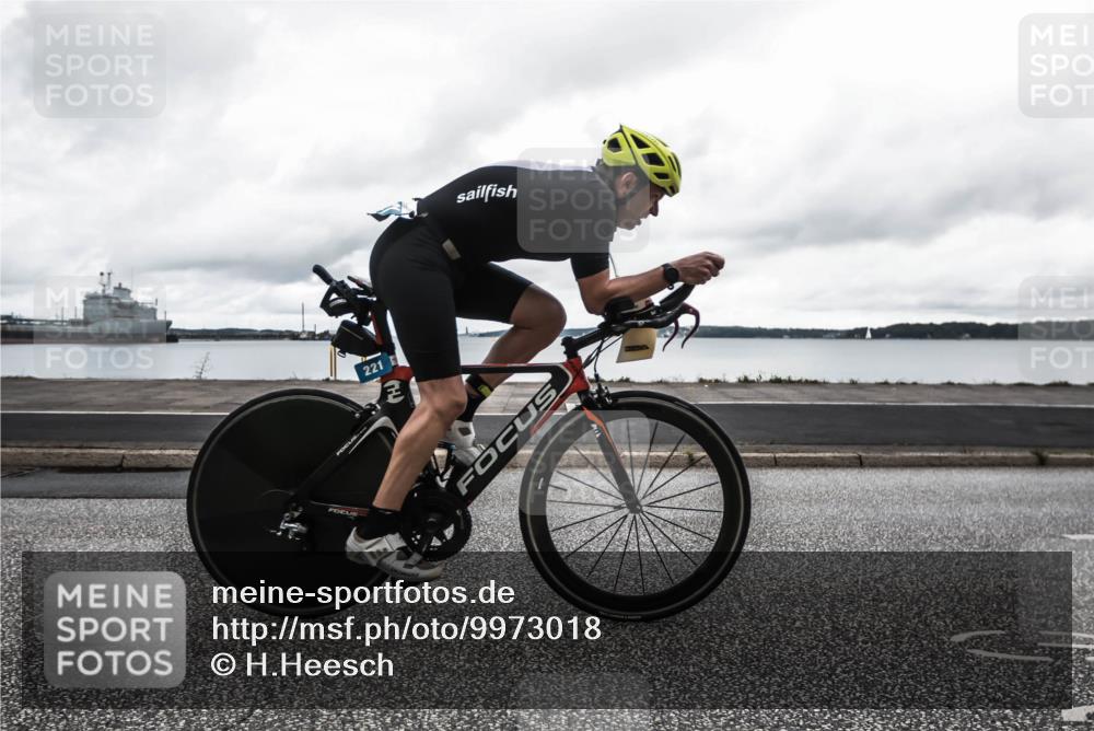 16.08.2026 - KN Förde Triathlon 2026 H.Heesch http://msf.ph/oto/9973018 16.08.2026 11:20:24 Radfahren 221, 306, 336, 388 meine-sportfotos.de