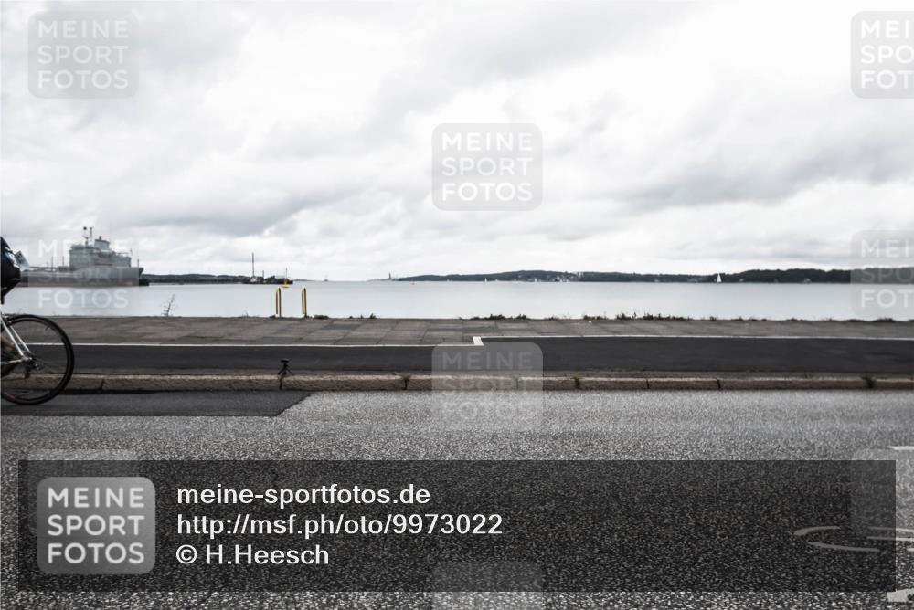 16.08.2026 - KN Förde Triathlon 2026 H.Heesch http://msf.ph/oto/9973022 16.08.2026 11:20:34 Radfahren 324, 337 meine-sportfotos.de