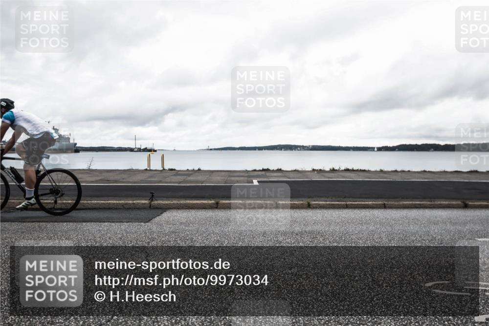 16.08.2026 - KN Förde Triathlon 2026 H.Heesch http://msf.ph/oto/9973034 16.08.2026 11:21:07 Radfahren 310, 316, 392 meine-sportfotos.de