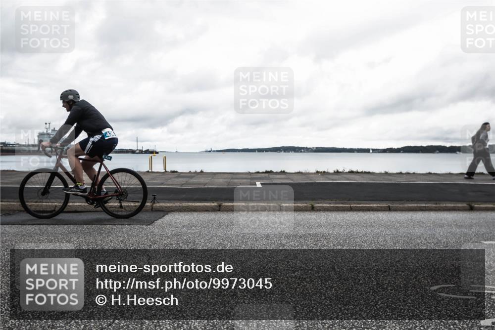 16.08.2026 - KN Förde Triathlon 2026 H.Heesch http://msf.ph/oto/9973045 16.08.2026 11:21:42 Radfahren 323, 342, 347, 365, 377, 426 meine-sportfotos.de