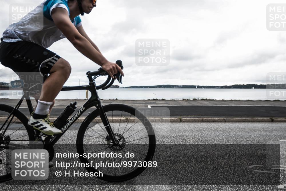 16.08.2026 - KN Förde Triathlon 2026 H.Heesch http://msf.ph/oto/9973089 16.08.2026 11:23:35 Radfahren 320, 364, 410 meine-sportfotos.de