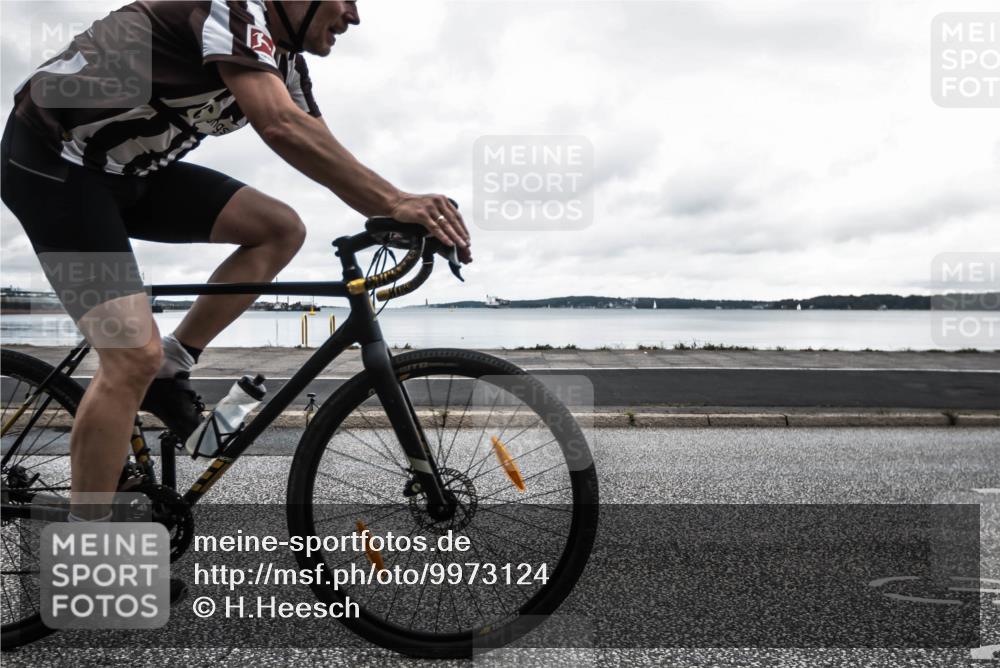 16.08.2026 - KN Förde Triathlon 2026 H.Heesch http://msf.ph/oto/9973124 16.08.2026 11:25:07 Radfahren 331, 341, 376, 409 meine-sportfotos.de