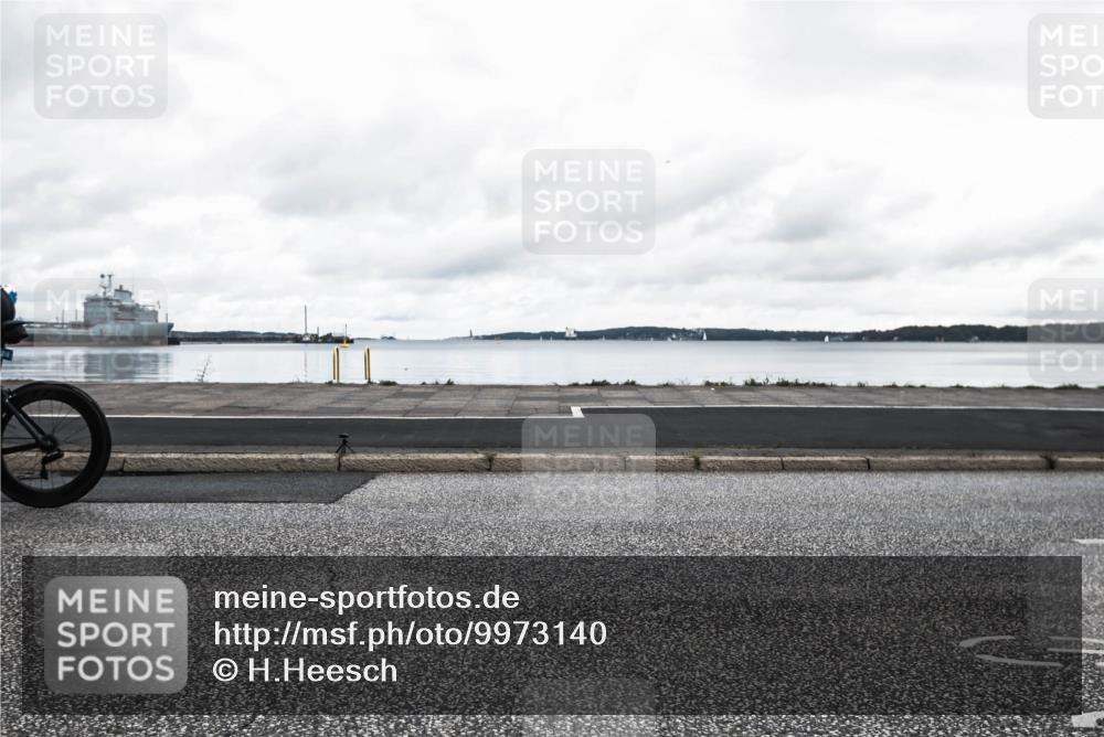 16.08.2026 - KN Förde Triathlon 2026 H.Heesch http://msf.ph/oto/9973140 16.08.2026 11:25:59 Radfahren 354, 356, 398 meine-sportfotos.de