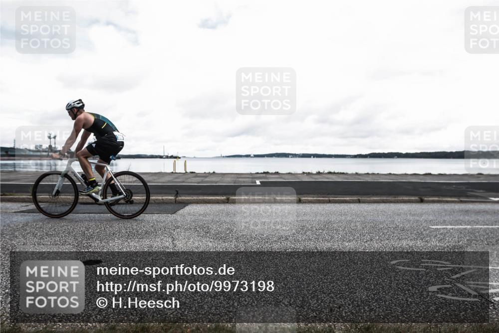 16.08.2026 - KN Förde Triathlon 2026 H.Heesch http://msf.ph/oto/9973198 16.08.2026 11:27:42 Radfahren 310, 355, 360, 406, 441 meine-sportfotos.de