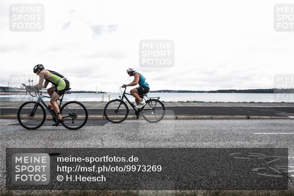 16.08.2026 - KN Förde Triathlon 2026 H.Heesch http://msf.ph/oto/9973269 16.08.2026 11:30:09 Radfahren 391, 397 meine-sportfotos.de
