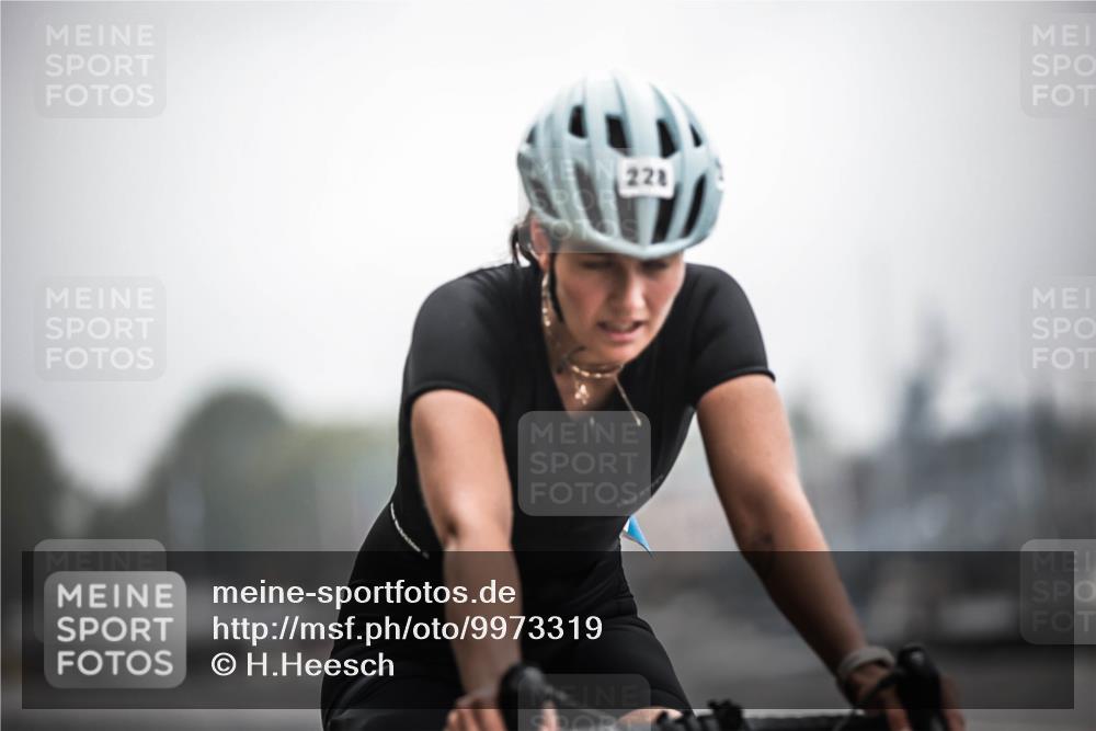 16.08.2026 - KN Förde Triathlon 2026 H.Heesch http://msf.ph/oto/9973319 16.08.2026 10:04:12 Radfahren 226, 227, 228 meine-sportfotos.de