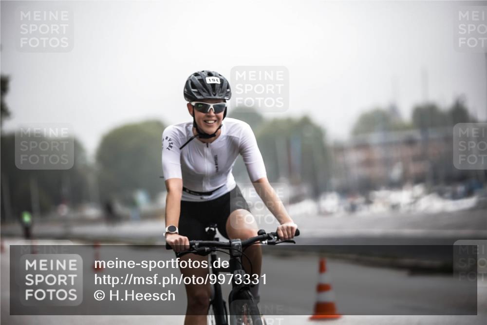 16.08.2026 - KN Förde Triathlon 2026 H.Heesch http://msf.ph/oto/9973331 16.08.2026 10:04:15 Radfahren 227, 228 meine-sportfotos.de