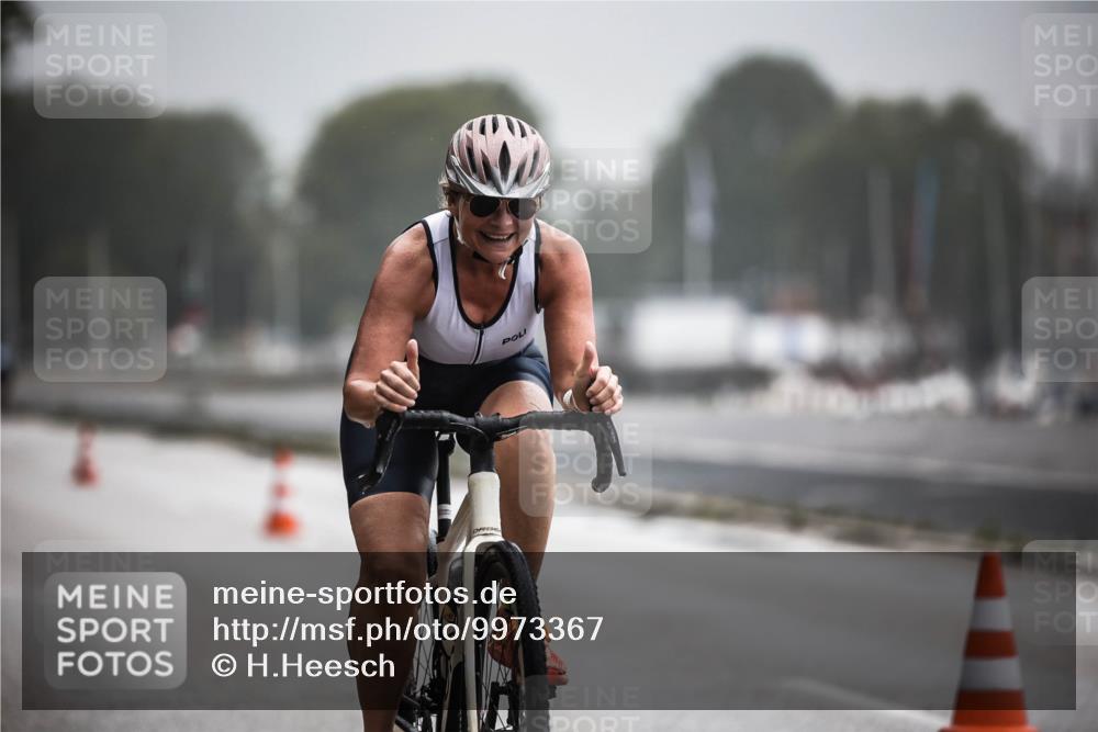 16.08.2026 - KN Förde Triathlon 2026 H.Heesch http://msf.ph/oto/9973367 16.08.2026 10:04:25 Radfahren  meine-sportfotos.de