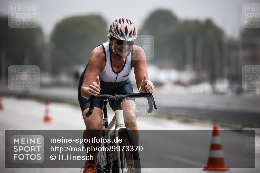 16.08.2026 - KN Förde Triathlon 2026 H.Heesch http://msf.ph/oto/9973370 16.08.2026 10:04:25 Radfahren  meine-sportfotos.de