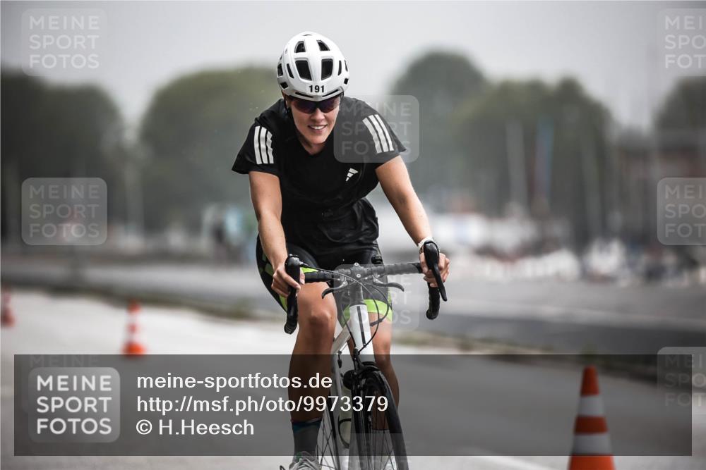 16.08.2026 - KN Förde Triathlon 2026 H.Heesch http://msf.ph/oto/9973379 16.08.2026 10:04:28 Radfahren  meine-sportfotos.de