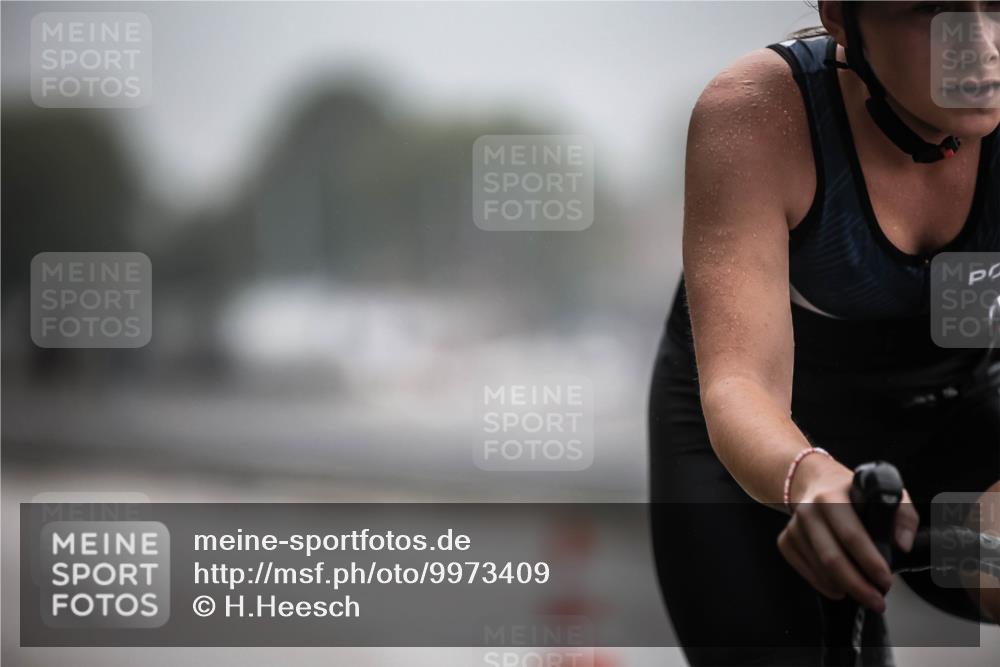 16.08.2026 - KN Förde Triathlon 2026 H.Heesch http://msf.ph/oto/9973409 16.08.2026 10:04:50 Radfahren 128, 132 meine-sportfotos.de