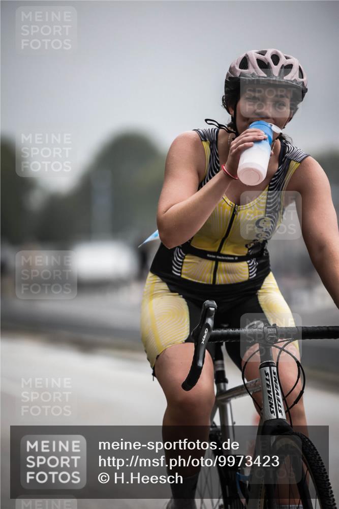 16.08.2026 - KN Förde Triathlon 2026 H.Heesch http://msf.ph/oto/9973423 16.08.2026 10:05:46 Radfahren 233, 234, 247, 253 meine-sportfotos.de