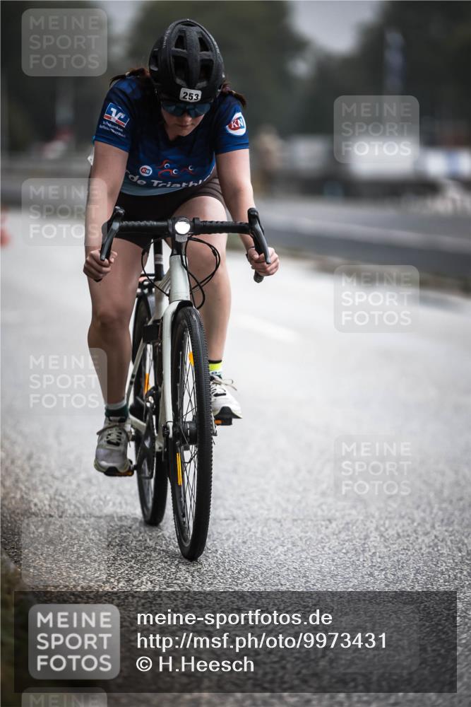16.08.2026 - KN Förde Triathlon 2026 H.Heesch http://msf.ph/oto/9973431 16.08.2026 10:05:50 Radfahren 234, 247, 253 meine-sportfotos.de