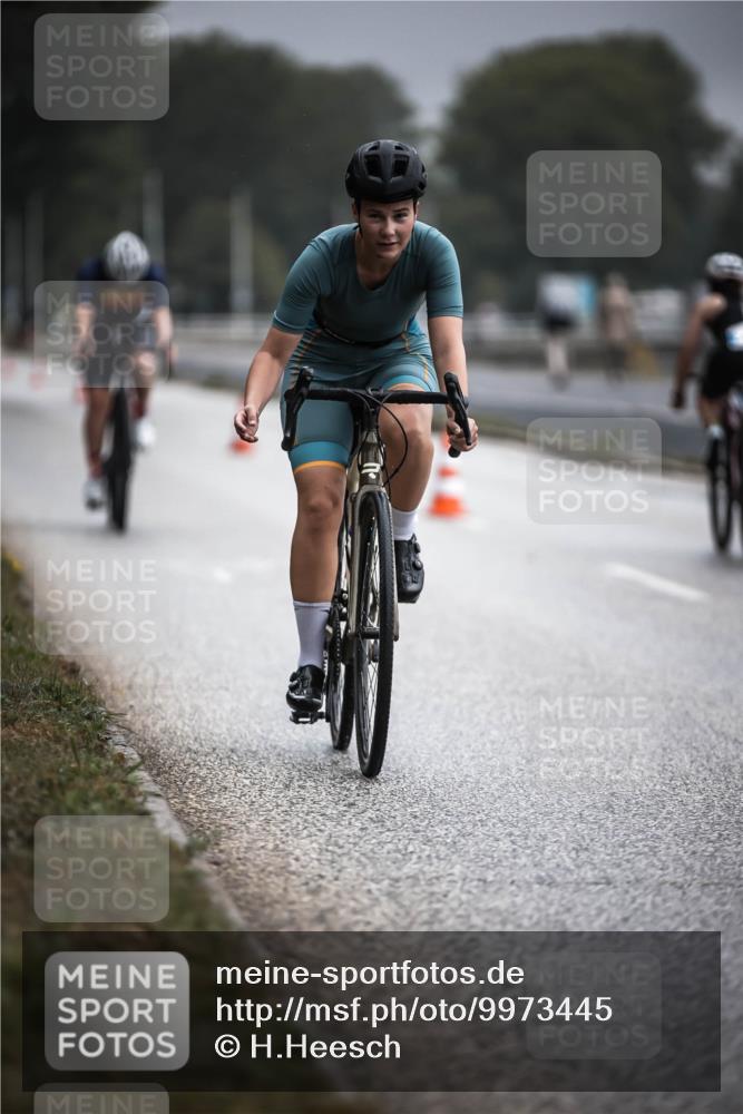 16.08.2026 - KN Förde Triathlon 2026 H.Heesch http://msf.ph/oto/9973445 16.08.2026 10:05:54 Radfahren 137, 253 meine-sportfotos.de