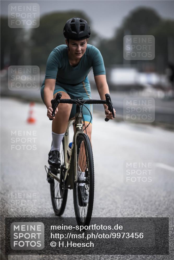 16.08.2026 - KN Förde Triathlon 2026 H.Heesch http://msf.ph/oto/9973456 16.08.2026 10:05:54 Radfahren 137, 253 meine-sportfotos.de
