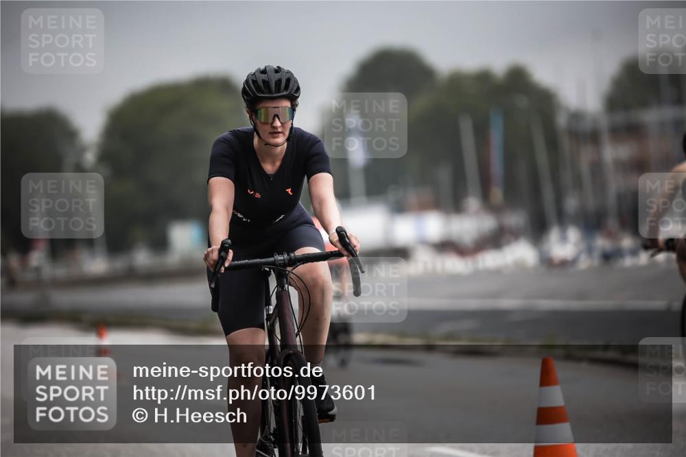 16.08.2026 - KN Förde Triathlon 2026 H.Heesch http://msf.ph/oto/9973601 16.08.2026 10:06:48 Radfahren  meine-sportfotos.de