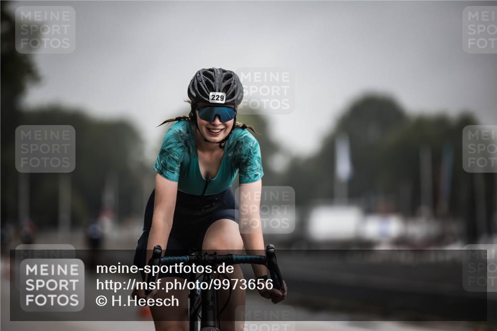 16.08.2026 - KN Förde Triathlon 2026 H.Heesch http://msf.ph/oto/9973656 16.08.2026 10:08:00 Radfahren 216, 264 meine-sportfotos.de