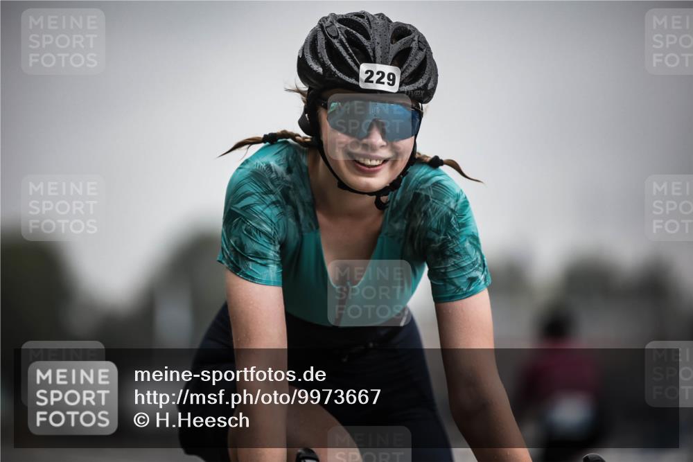16.08.2026 - KN Förde Triathlon 2026 H.Heesch http://msf.ph/oto/9973667 16.08.2026 10:08:01 Radfahren 128, 216, 264 meine-sportfotos.de