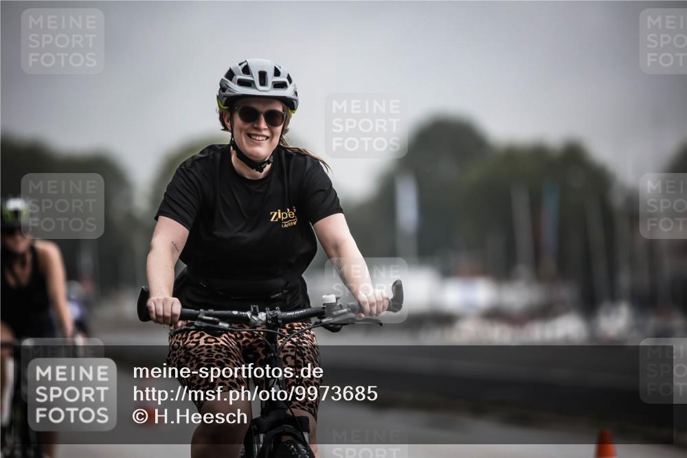 16.08.2026 - KN Förde Triathlon 2026 H.Heesch http://msf.ph/oto/9973685 16.08.2026 10:08:05 Radfahren 128, 132, 216, 219 meine-sportfotos.de