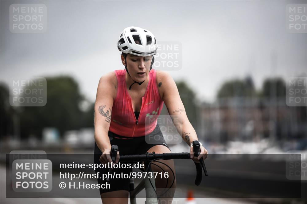 16.08.2026 - KN Förde Triathlon 2026 H.Heesch http://msf.ph/oto/9973716 16.08.2026 10:11:20 Radfahren  meine-sportfotos.de