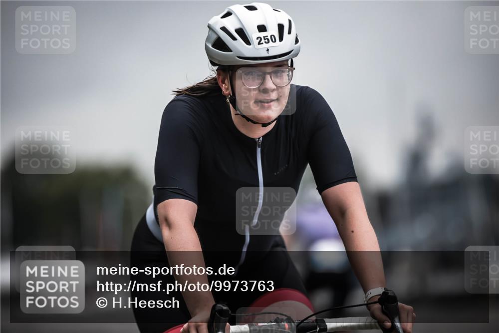 16.08.2026 - KN Förde Triathlon 2026 H.Heesch http://msf.ph/oto/9973763 16.08.2026 10:11:38 Radfahren  meine-sportfotos.de