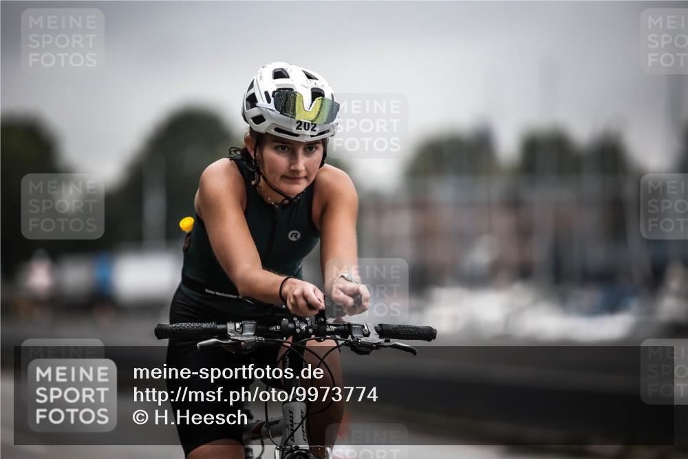 16.08.2026 - KN Förde Triathlon 2026 H.Heesch http://msf.ph/oto/9973774 16.08.2026 10:12:07 Radfahren  meine-sportfotos.de