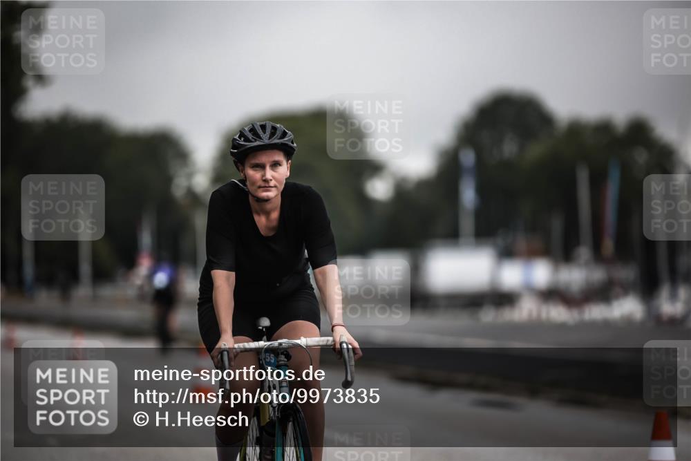 16.08.2026 - KN Förde Triathlon 2026 H.Heesch http://msf.ph/oto/9973835 16.08.2026 10:13:26 Radfahren  meine-sportfotos.de