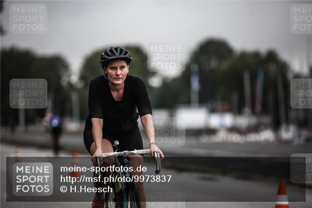 16.08.2026 - KN Förde Triathlon 2026 H.Heesch http://msf.ph/oto/9973837 16.08.2026 10:13:26 Radfahren  meine-sportfotos.de