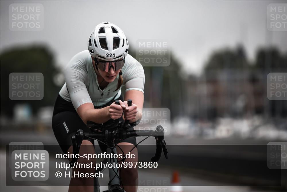 16.08.2026 - KN Förde Triathlon 2026 H.Heesch http://msf.ph/oto/9973860 16.08.2026 10:13:30 Radfahren 244 meine-sportfotos.de