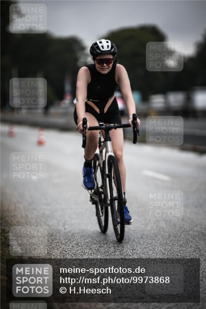 16.08.2026 - KN Förde Triathlon 2026 H.Heesch http://msf.ph/oto/9973868 16.08.2026 10:13:43 Radfahren  meine-sportfotos.de