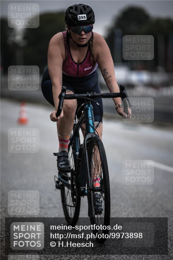 16.08.2026 - KN Förde Triathlon 2026 H.Heesch http://msf.ph/oto/9973898 16.08.2026 10:13:49 Radfahren 227 meine-sportfotos.de