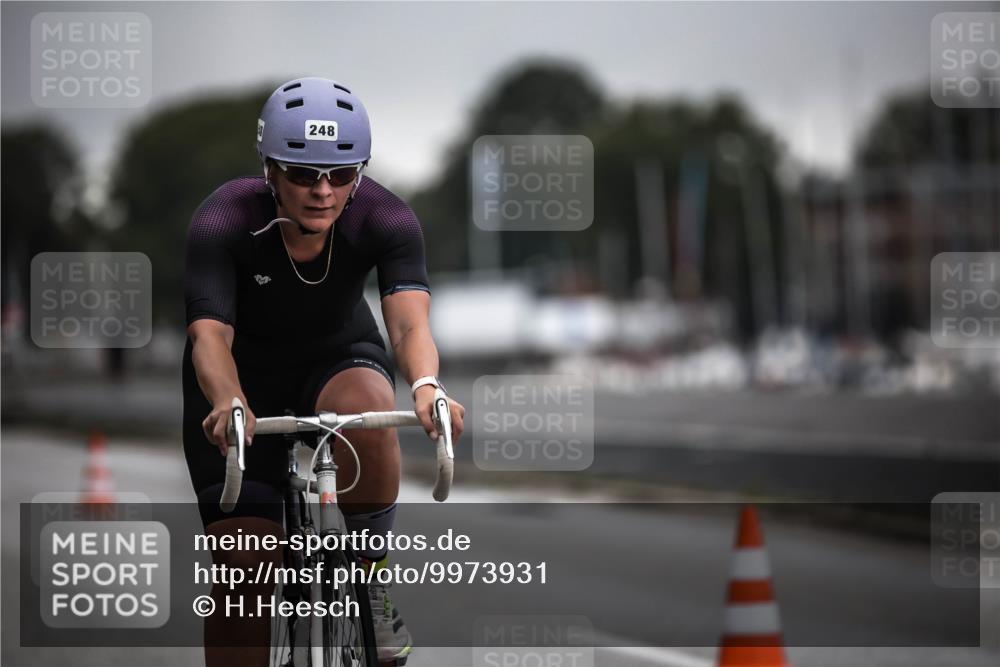 16.08.2026 - KN Förde Triathlon 2026 H.Heesch http://msf.ph/oto/9973931 16.08.2026 10:14:15 Radfahren  meine-sportfotos.de