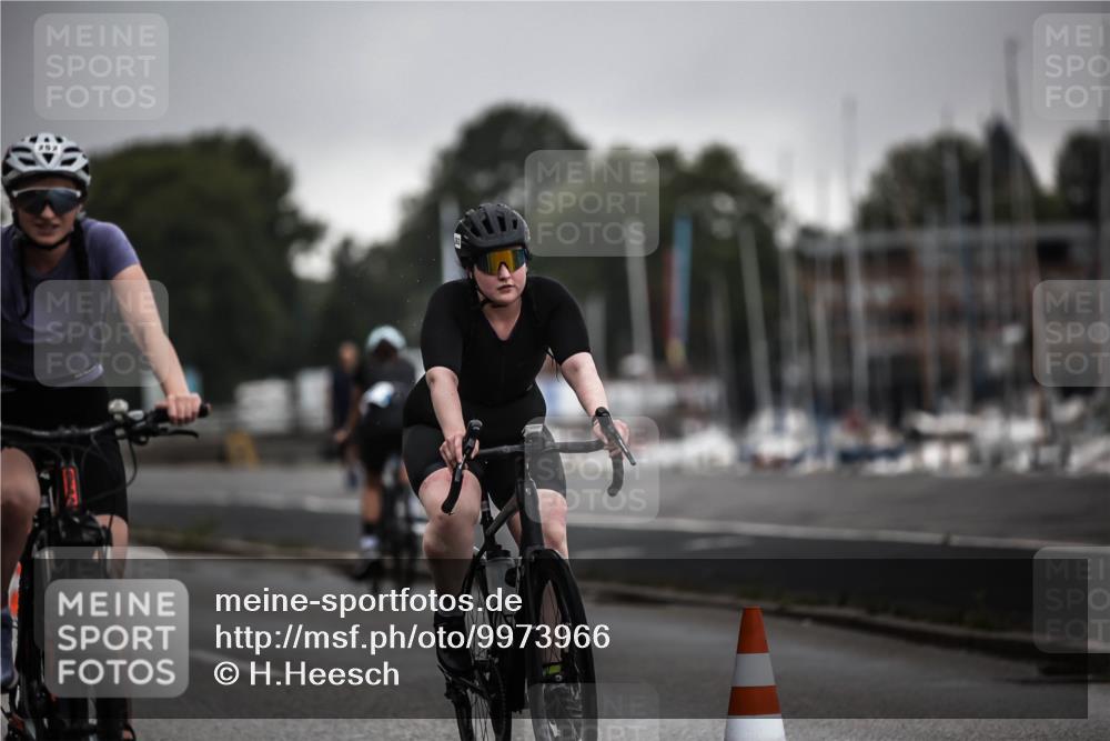 16.08.2026 - KN Förde Triathlon 2026 H.Heesch http://msf.ph/oto/9973966 16.08.2026 10:14:42 Radfahren  meine-sportfotos.de