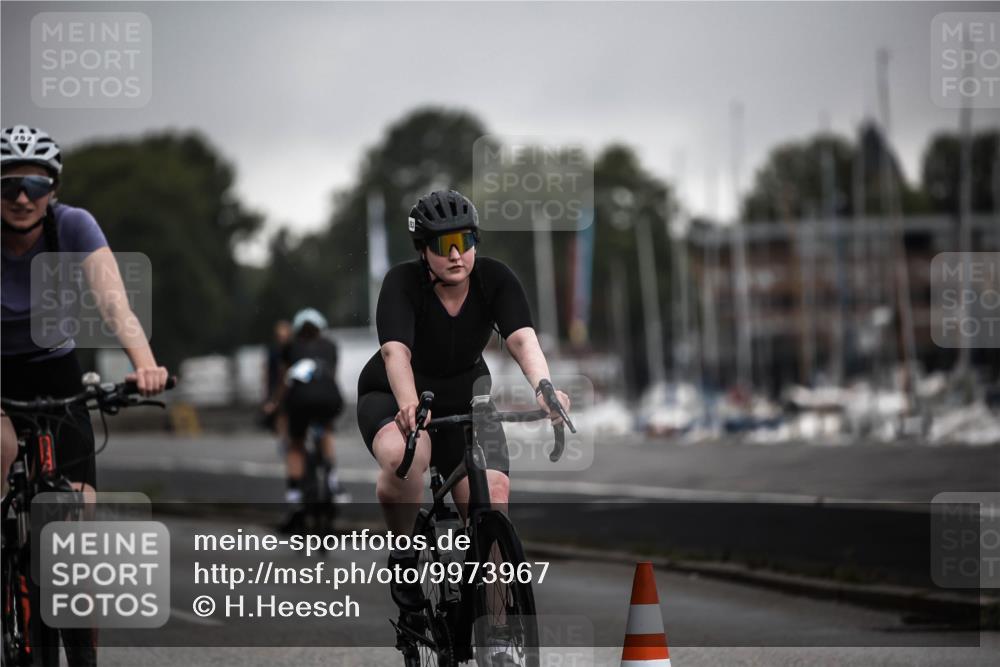 16.08.2026 - KN Förde Triathlon 2026 H.Heesch http://msf.ph/oto/9973967 16.08.2026 10:14:42 Radfahren  meine-sportfotos.de