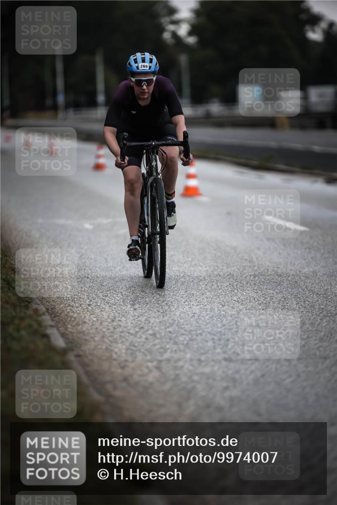 16.08.2026 - KN Förde Triathlon 2026 H.Heesch http://msf.ph/oto/9974007 16.08.2026 10:15:19 Radfahren 253 meine-sportfotos.de