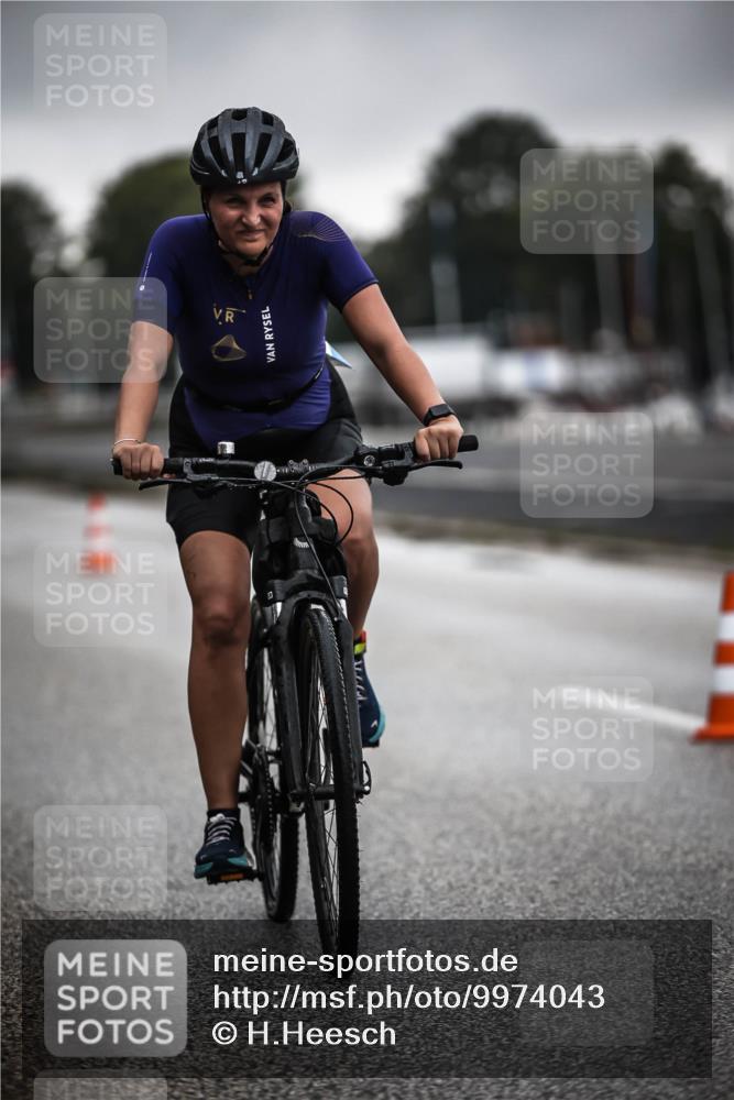 16.08.2026 - KN Förde Triathlon 2026 H.Heesch http://msf.ph/oto/9974043 16.08.2026 10:16:35 Radfahren  meine-sportfotos.de