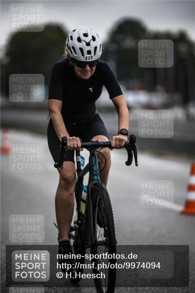 16.08.2026 - KN Förde Triathlon 2026 H.Heesch http://msf.ph/oto/9974094 16.08.2026 10:17:00 Radfahren  meine-sportfotos.de