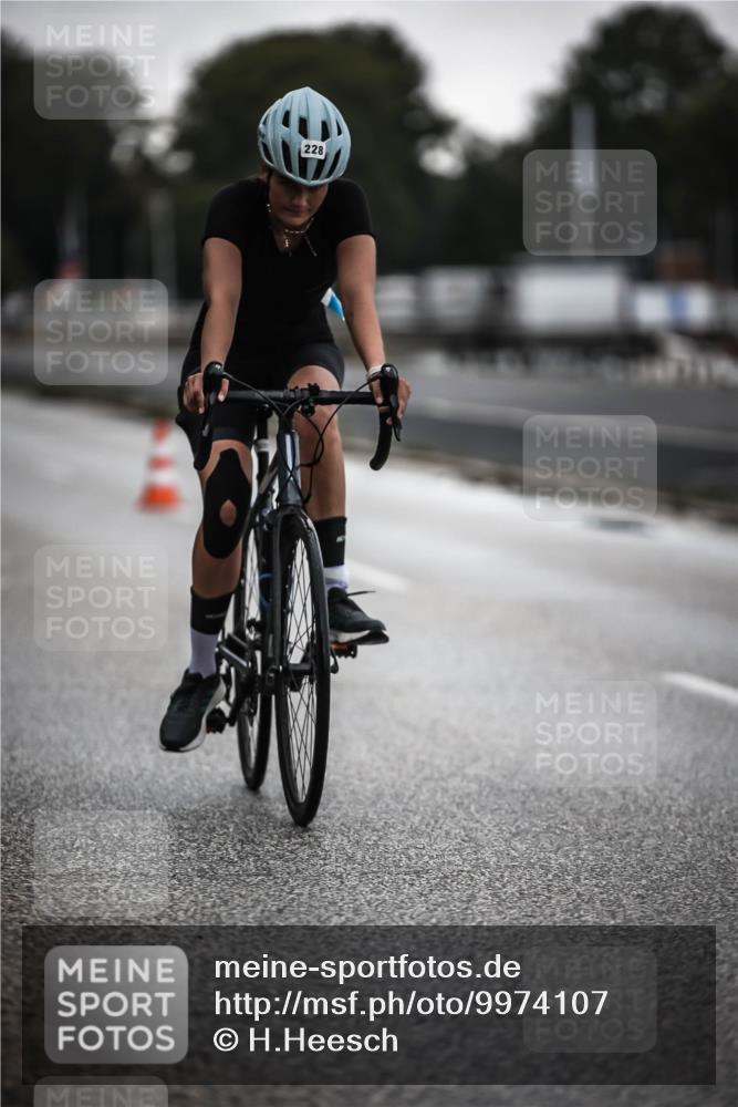 16.08.2026 - KN Förde Triathlon 2026 H.Heesch http://msf.ph/oto/9974107 16.08.2026 10:17:57 Radfahren  meine-sportfotos.de