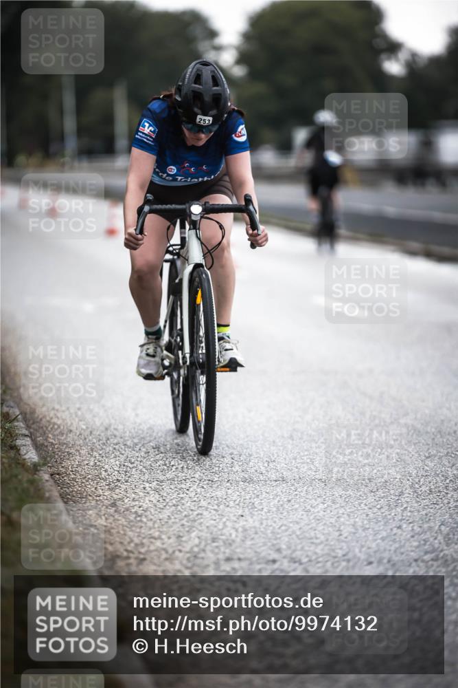 16.08.2026 - KN Förde Triathlon 2026 H.Heesch http://msf.ph/oto/9974132 16.08.2026 10:18:24 Radfahren  meine-sportfotos.de