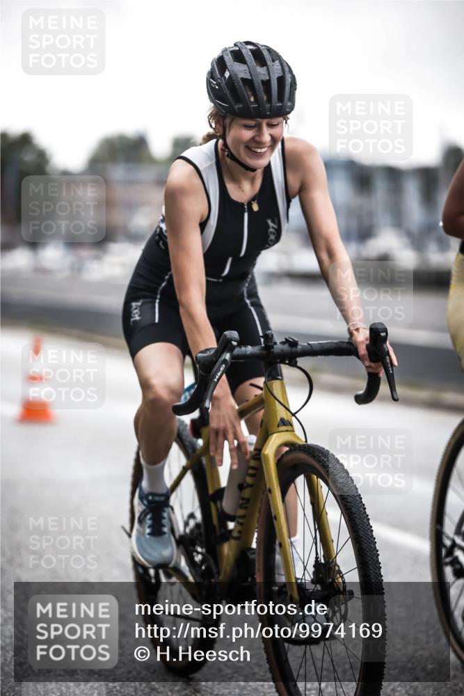 16.08.2026 - KN Förde Triathlon 2026 H.Heesch http://msf.ph/oto/9974169 16.08.2026 10:18:41 Radfahren  meine-sportfotos.de