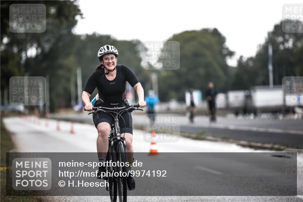 16.08.2026 - KN Förde Triathlon 2026 H.Heesch http://msf.ph/oto/9974192 16.08.2026 10:21:24 Radfahren  meine-sportfotos.de