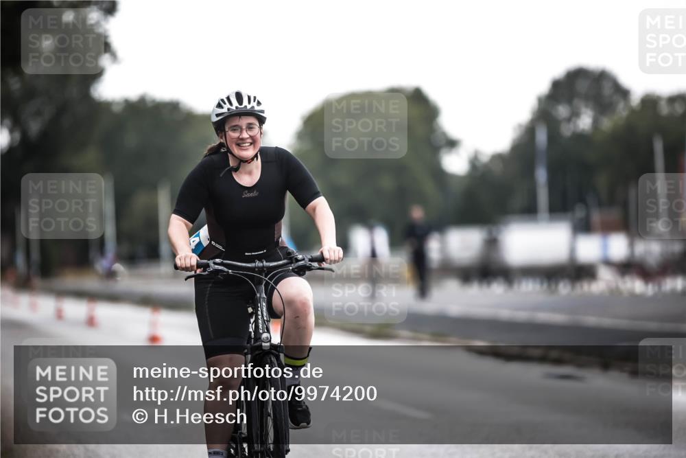 16.08.2026 - KN Förde Triathlon 2026 H.Heesch http://msf.ph/oto/9974200 16.08.2026 10:21:24 Radfahren  meine-sportfotos.de