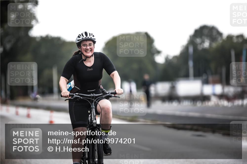 16.08.2026 - KN Förde Triathlon 2026 H.Heesch http://msf.ph/oto/9974201 16.08.2026 10:21:24 Radfahren  meine-sportfotos.de