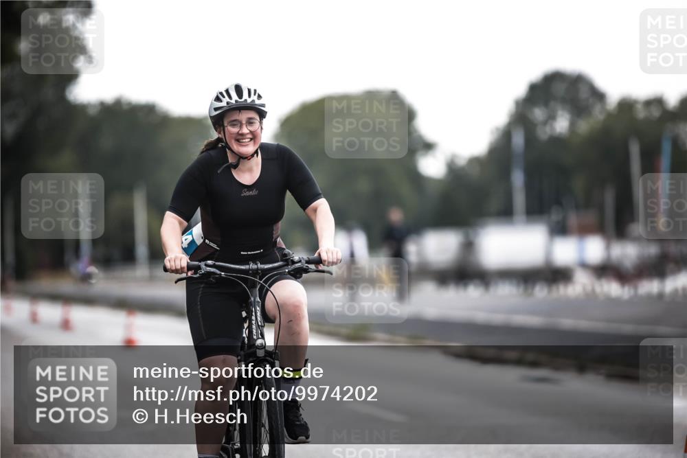 16.08.2026 - KN Förde Triathlon 2026 H.Heesch http://msf.ph/oto/9974202 16.08.2026 10:21:24 Radfahren  meine-sportfotos.de