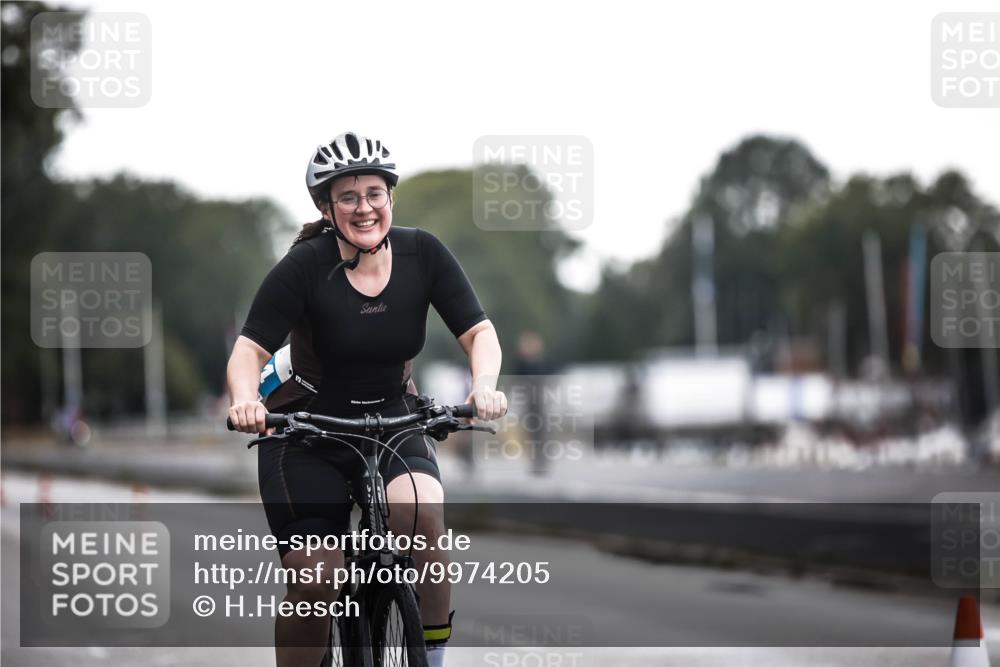 16.08.2026 - KN Förde Triathlon 2026 H.Heesch http://msf.ph/oto/9974205 16.08.2026 10:21:25 Radfahren  meine-sportfotos.de
