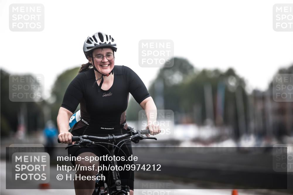 16.08.2026 - KN Förde Triathlon 2026 H.Heesch http://msf.ph/oto/9974212 16.08.2026 10:21:25 Radfahren  meine-sportfotos.de